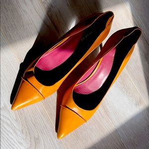 Coach Mustard Pumps - Size 10